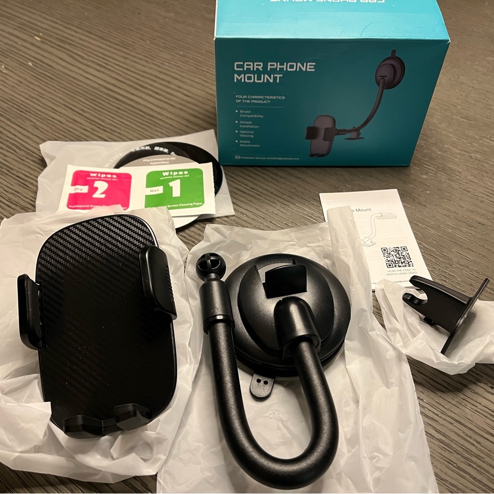 Adjustable Car Phone Mount - Black